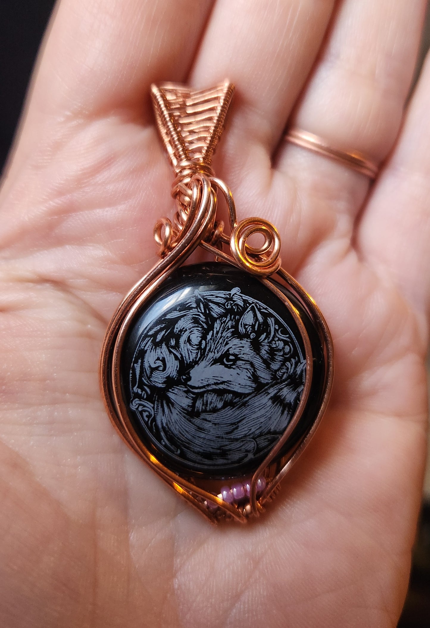 Onyx fox pendant