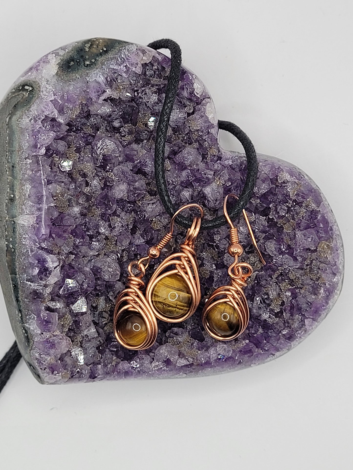 Tiger's Eye Herringbone Wrapped Necklace & Earring Set