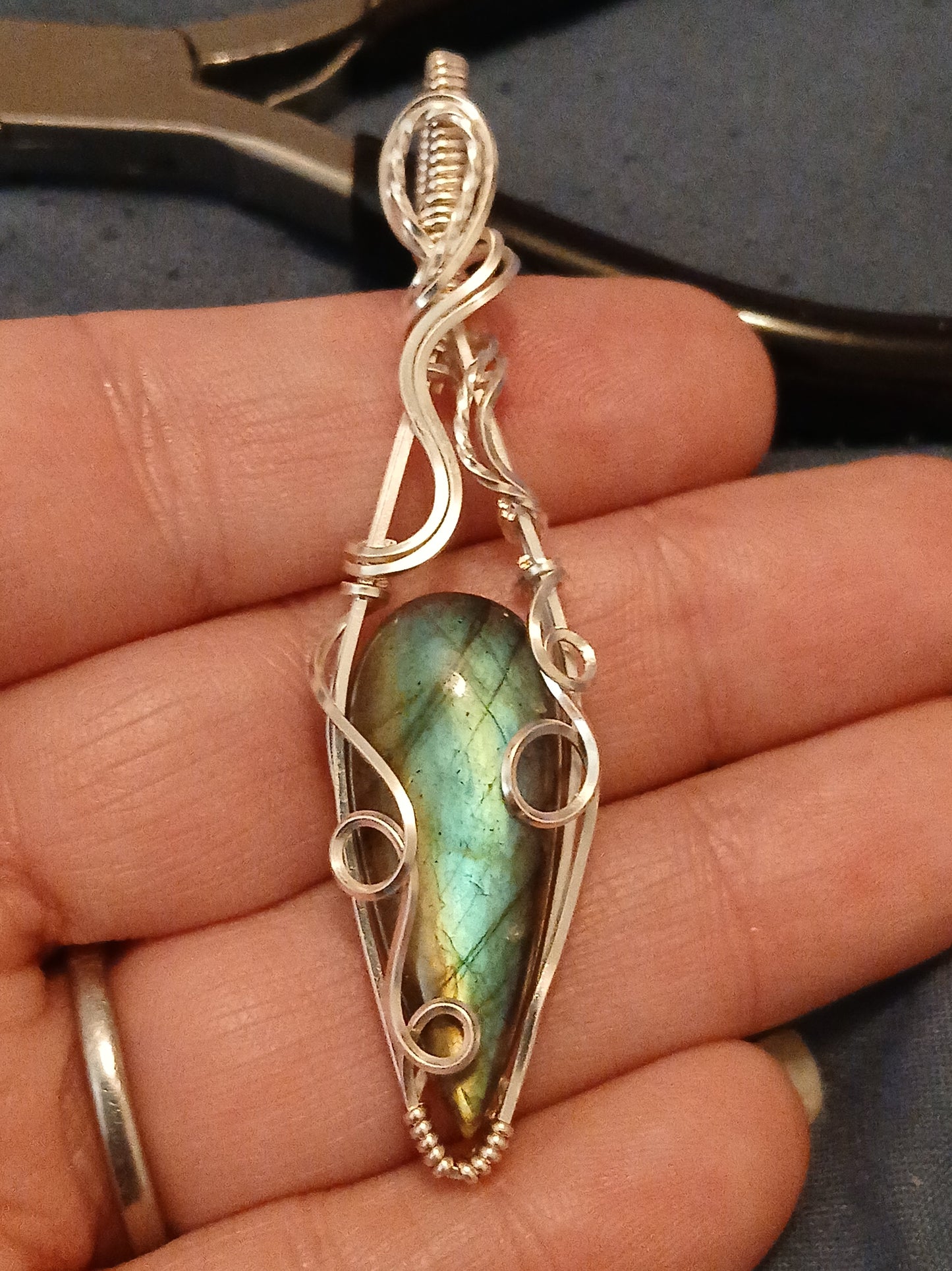 Llyria, Labradorite Silver Wire Wrapped Pendant