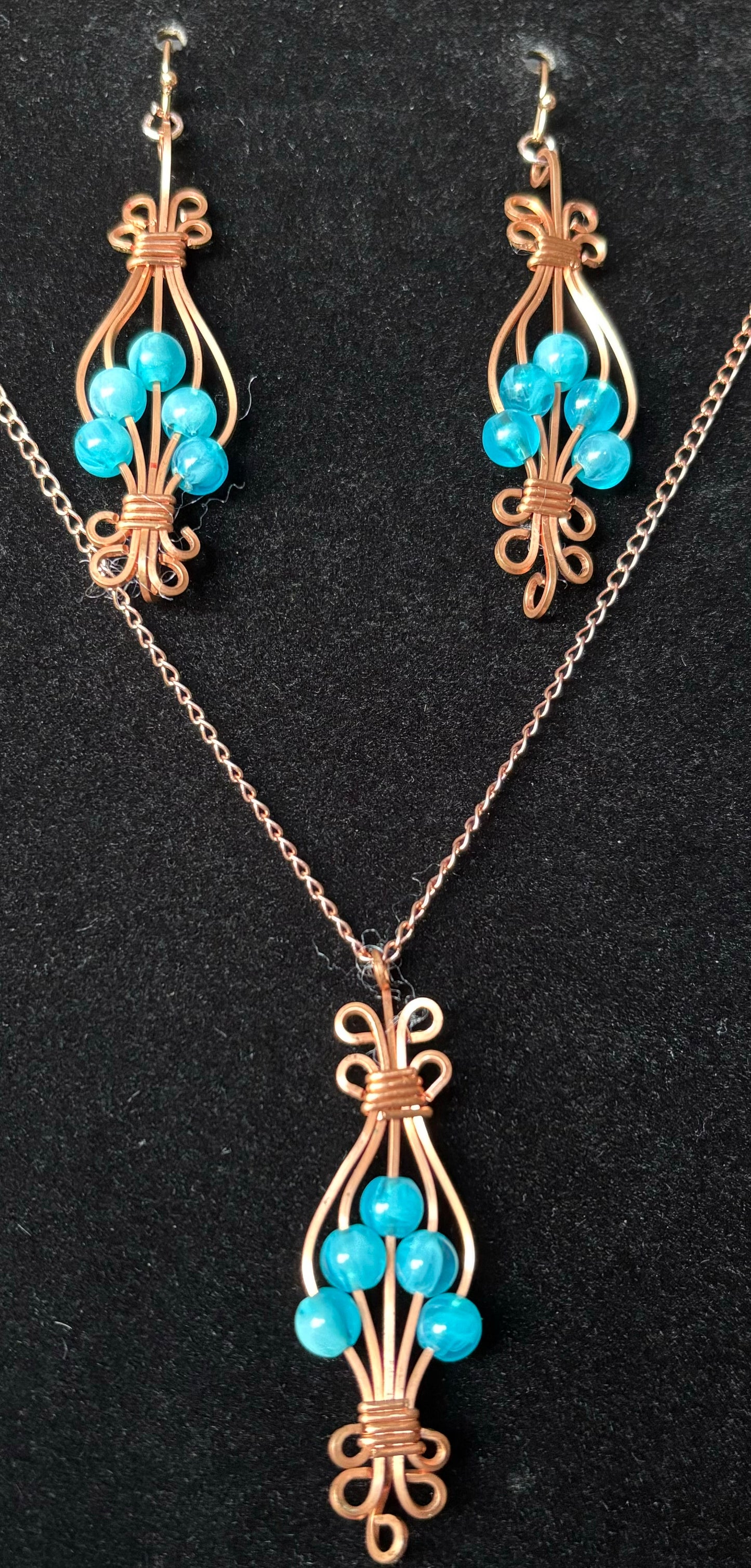 Blue petal necklace and earrings set