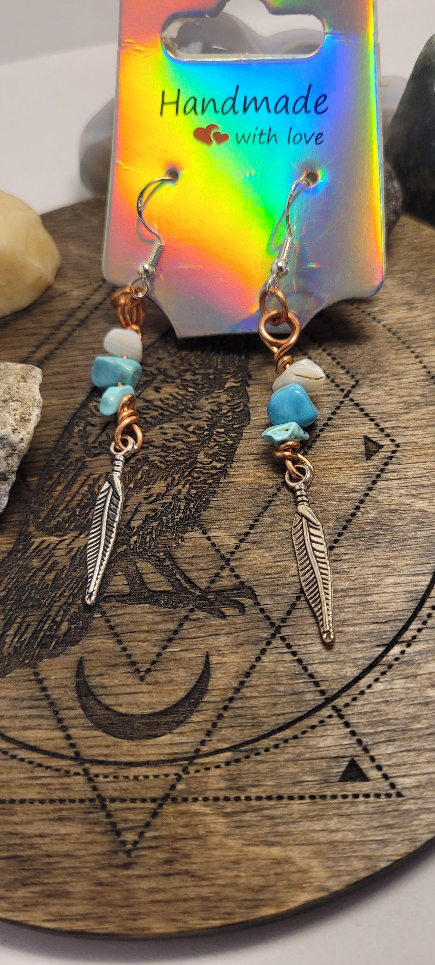 Agate chip feather earrings