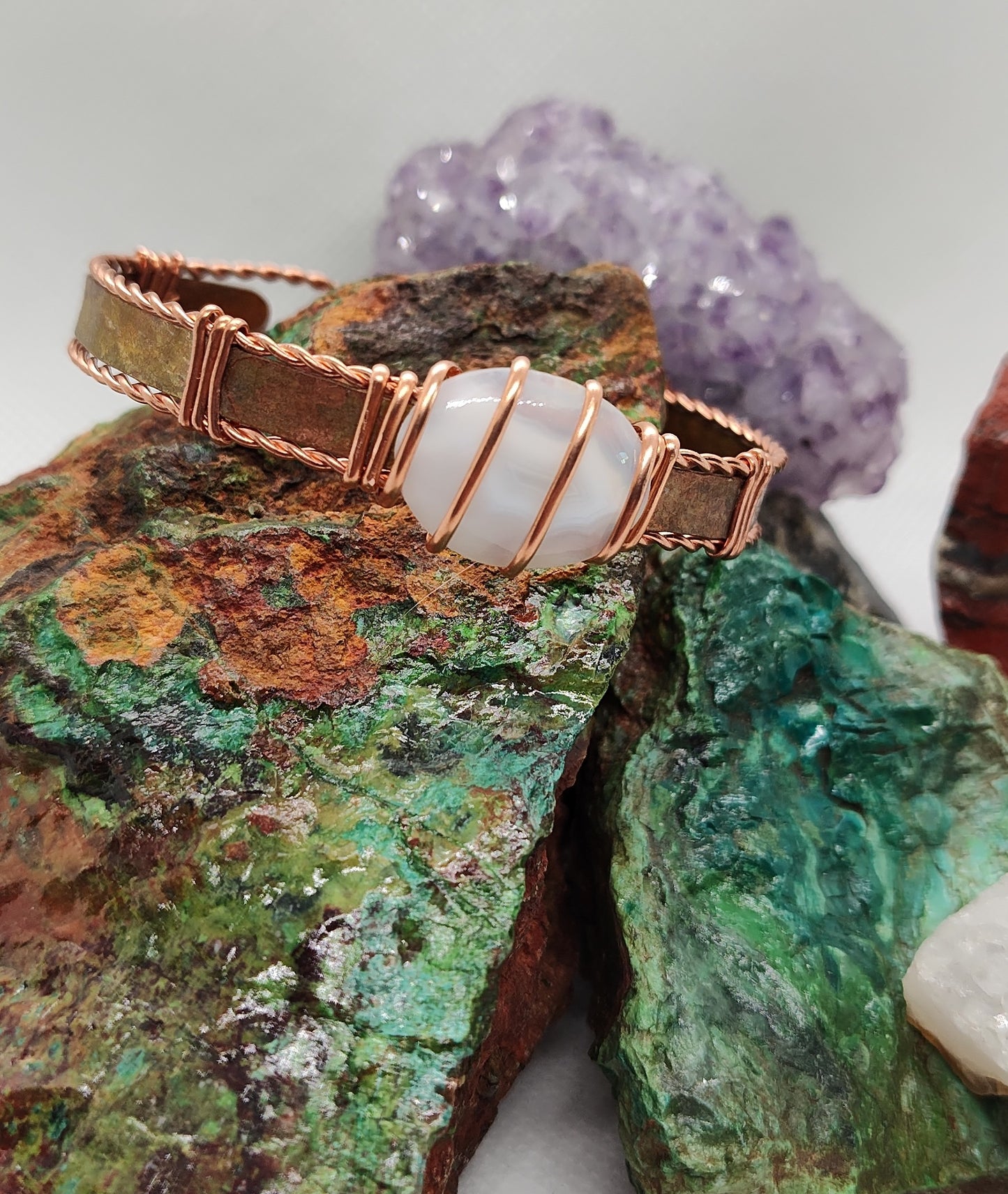wire wrapped copper bracelet with white agate accent