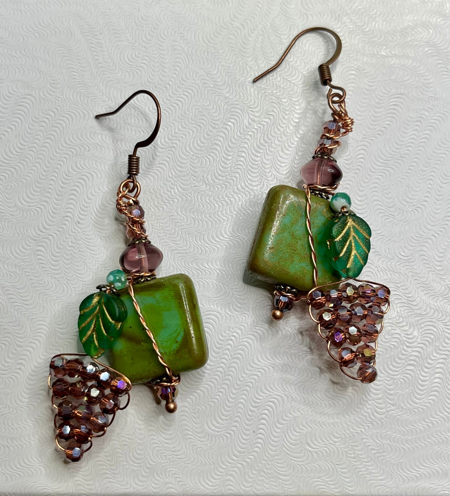 Nostalgic 90's Rustic Grape Link Wrapped Glass Beaded Bracelet & Earring Set