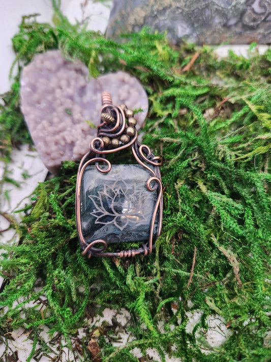 Moss agate lotus pendant