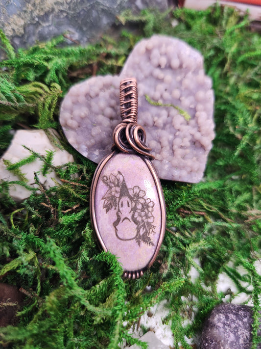 Phosphosiderite pendant