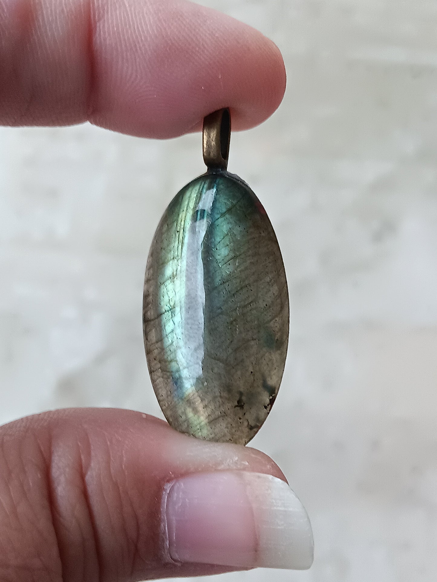 Green Flash Labradorite Simple Bail Pendant