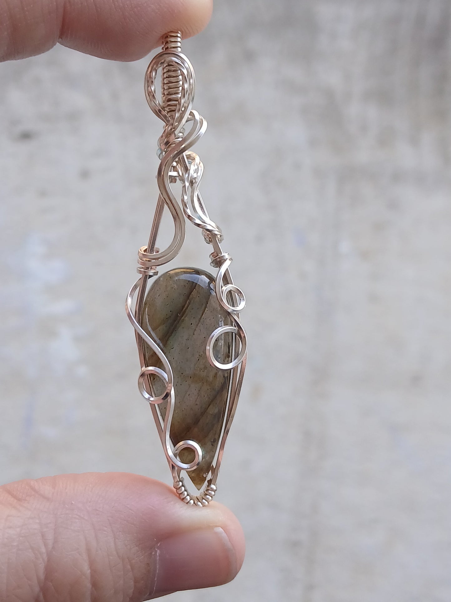 Llyria, Labradorite Silver Wire Wrapped Pendant