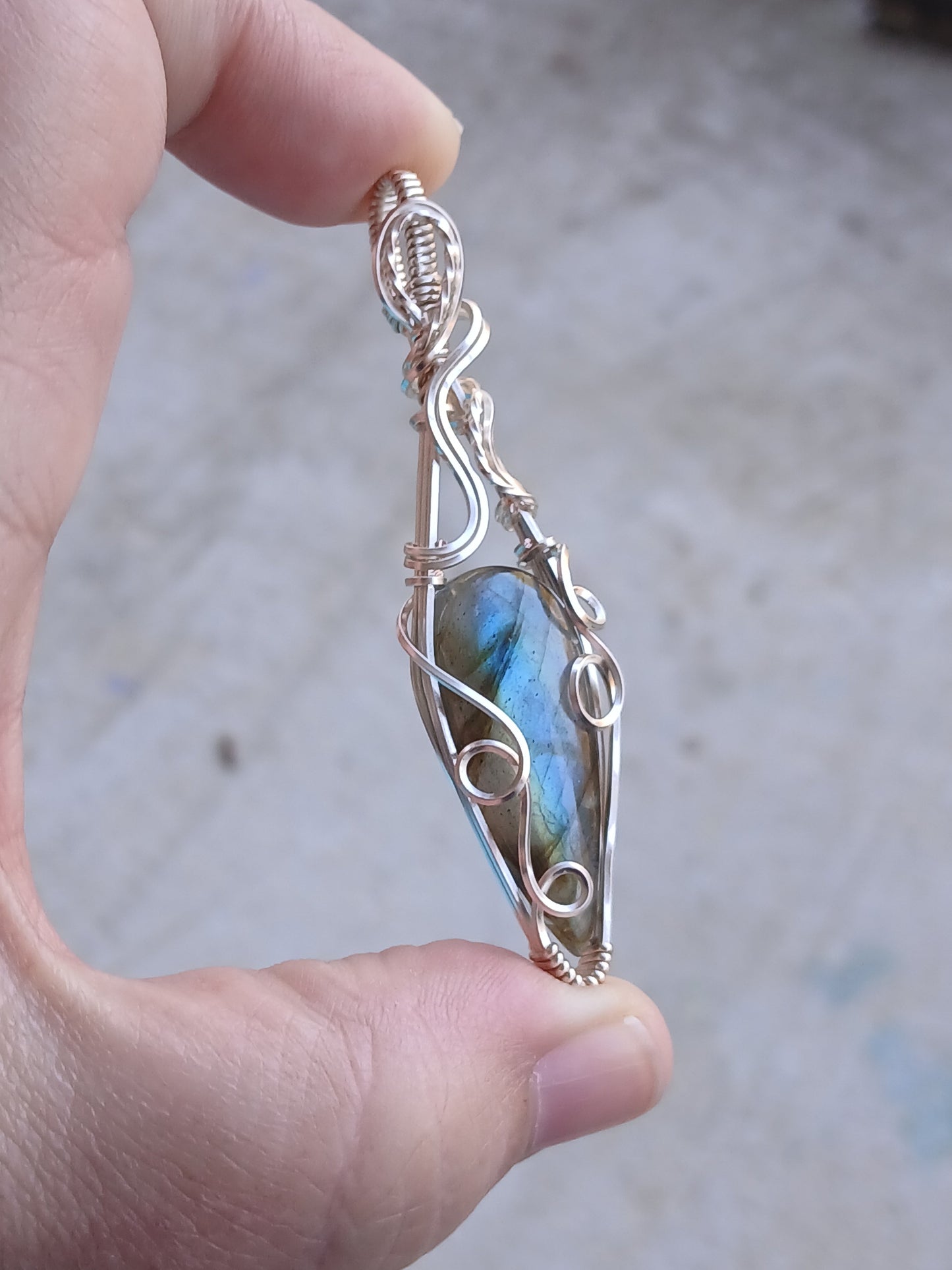 Llyria, Labradorite Silver Wire Wrapped Pendant