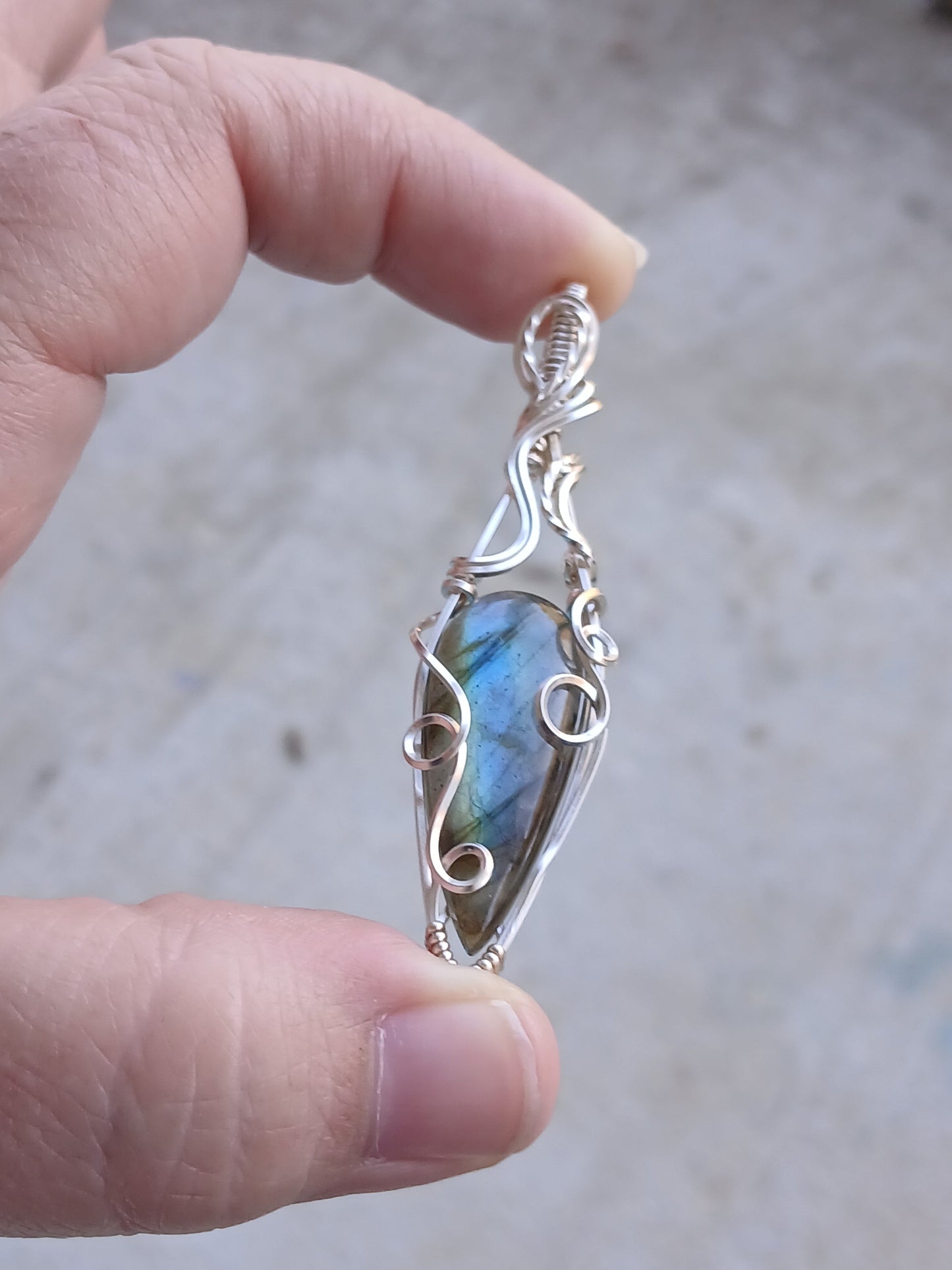 Llyria, Labradorite Silver Wire Wrapped Pendant