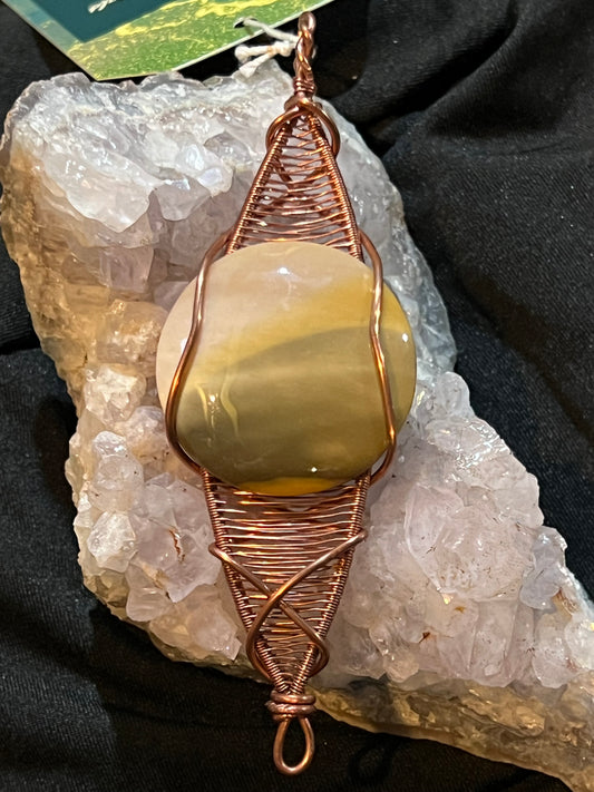 Circular Mookaite Pendant