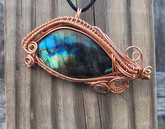 Labradorite pendant