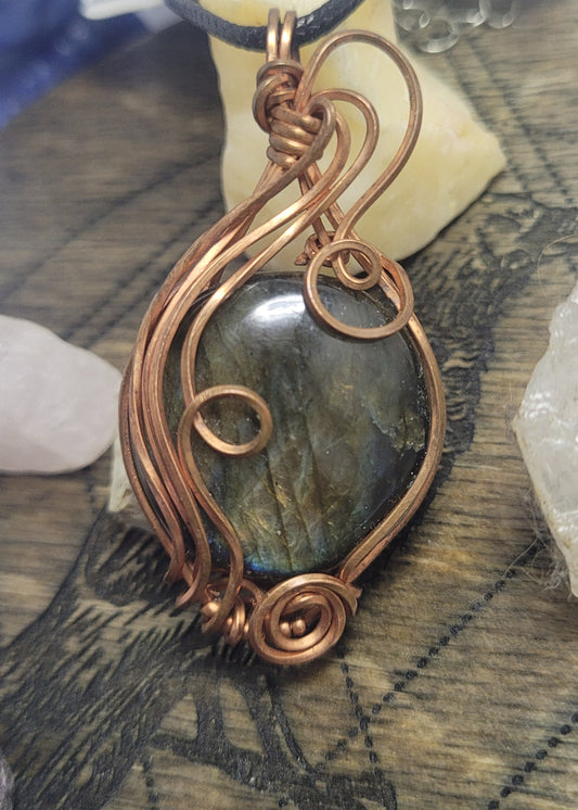 Labradorite pendant