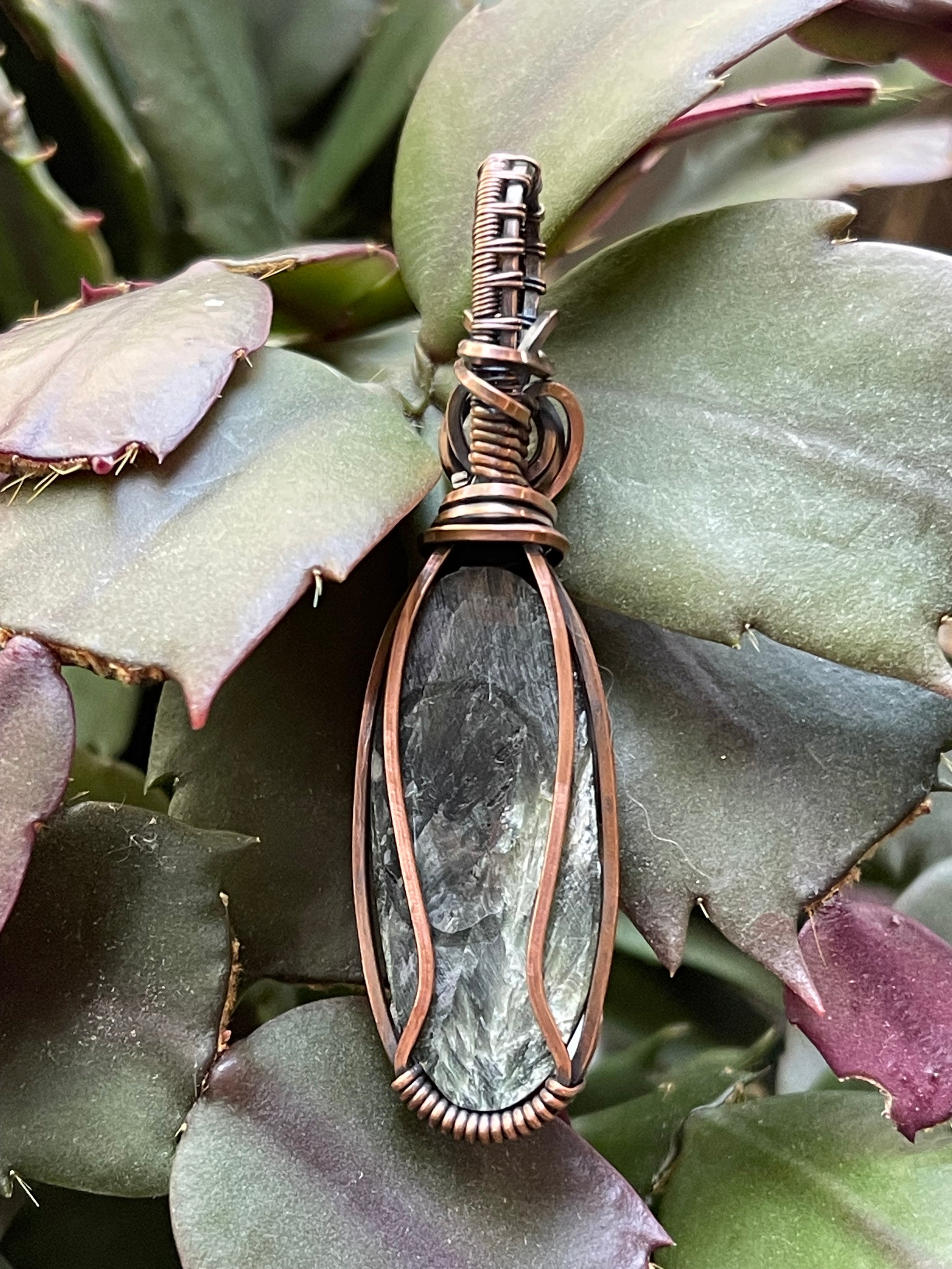 Seraphinite Pendant with Moonstone accent