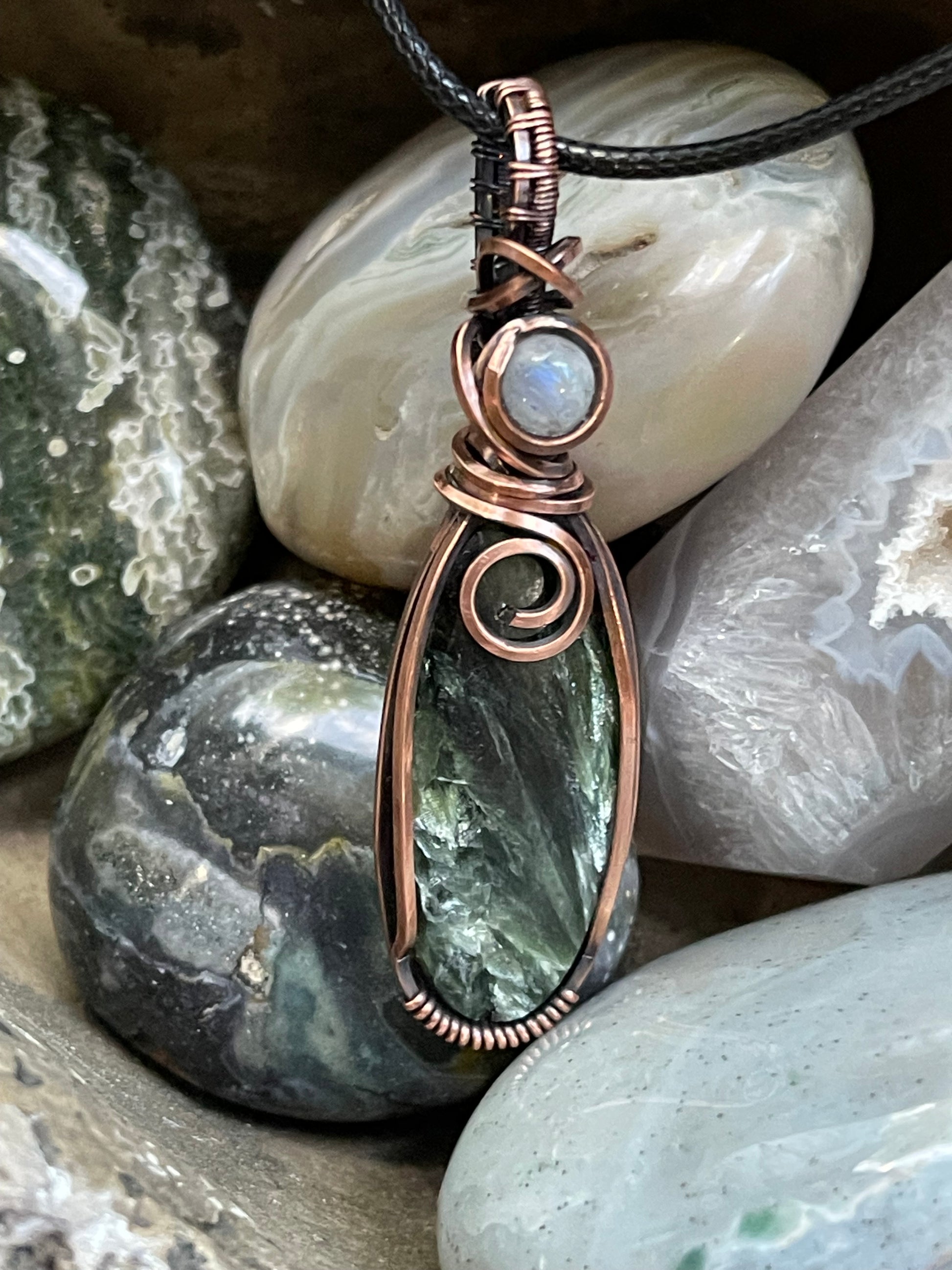 Seraphinite Pendant with Moonstone accent