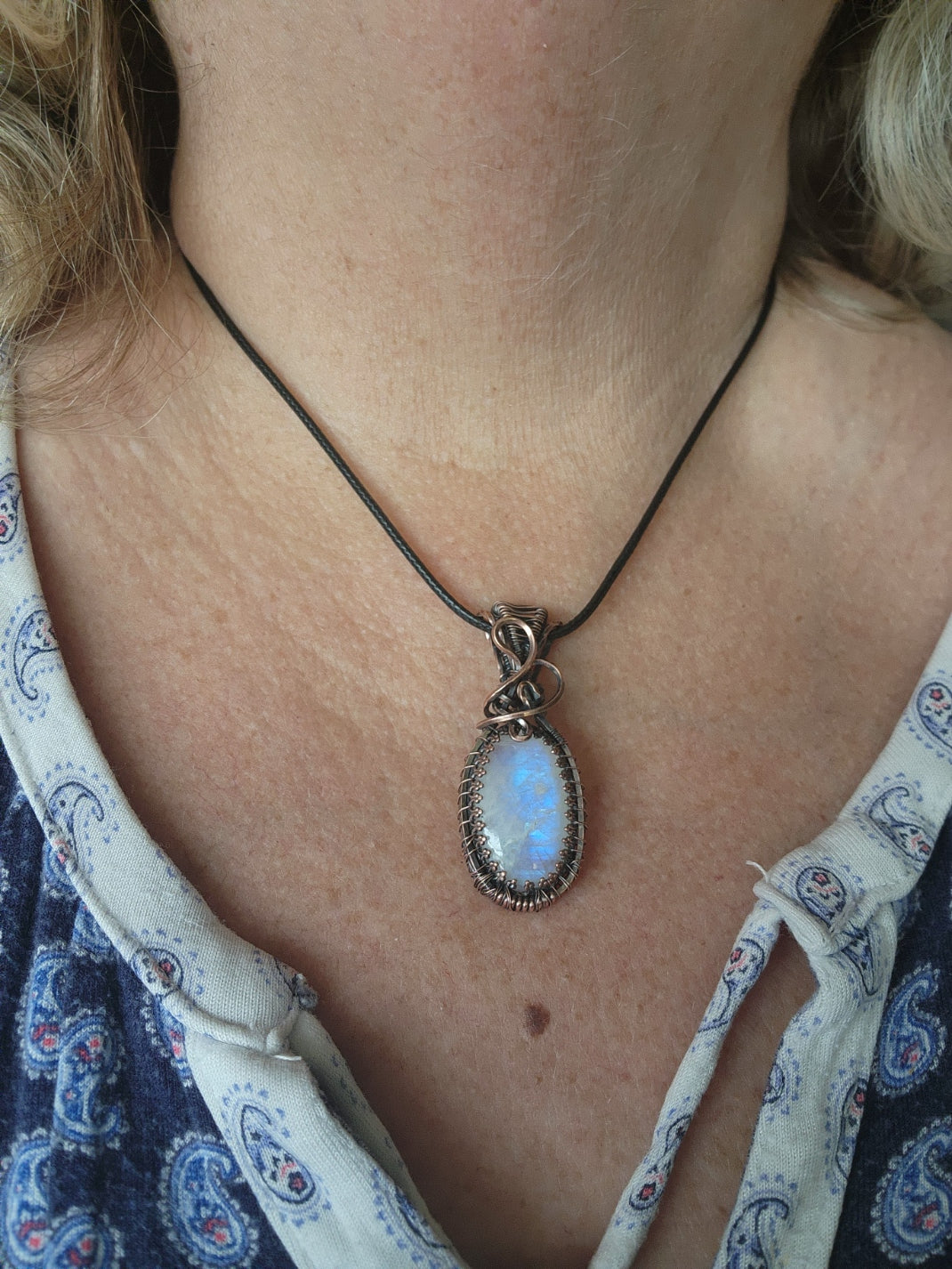 Oval Moonstone with Gallery Wire Trim