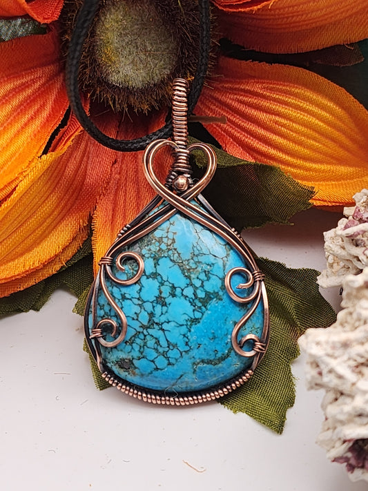 Magnesite Pear shape Gemstone in copper wire