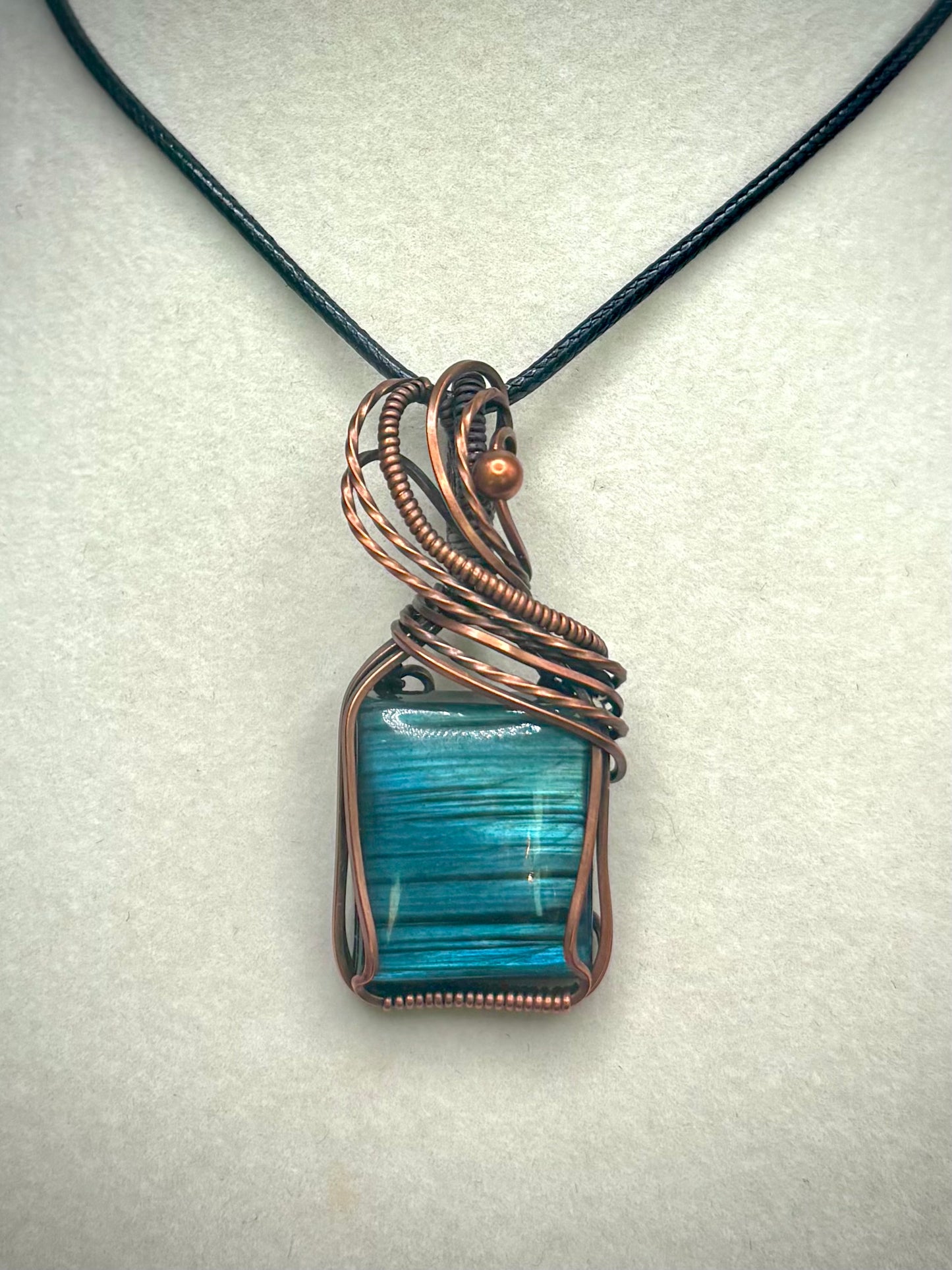 Labradorite and Copper Pendant