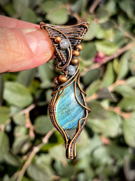 Flashy Labradorite and Copper Pendant