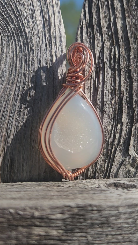 Druzy agate pendant