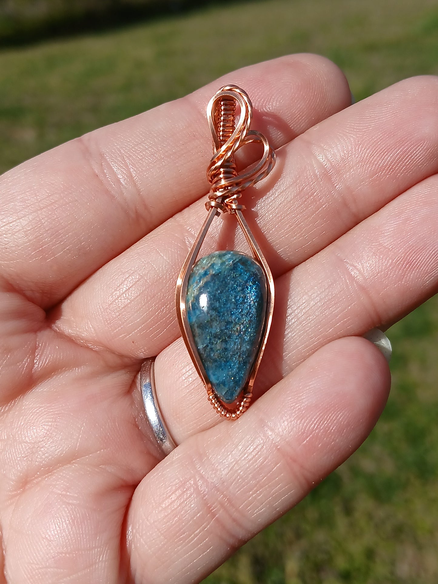 Apatite Copper Wire Pendant