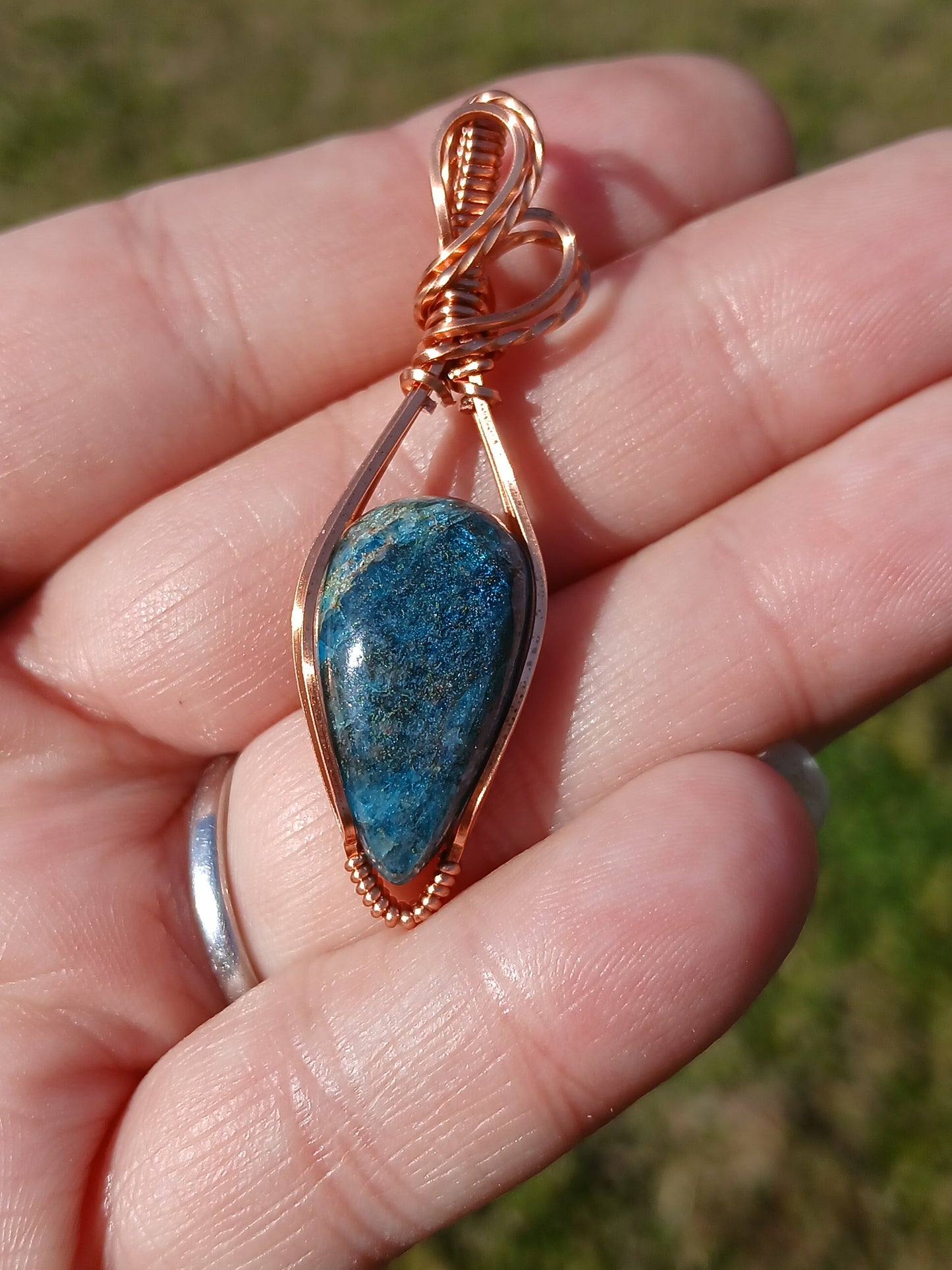 Apatite Copper Wire Pendant