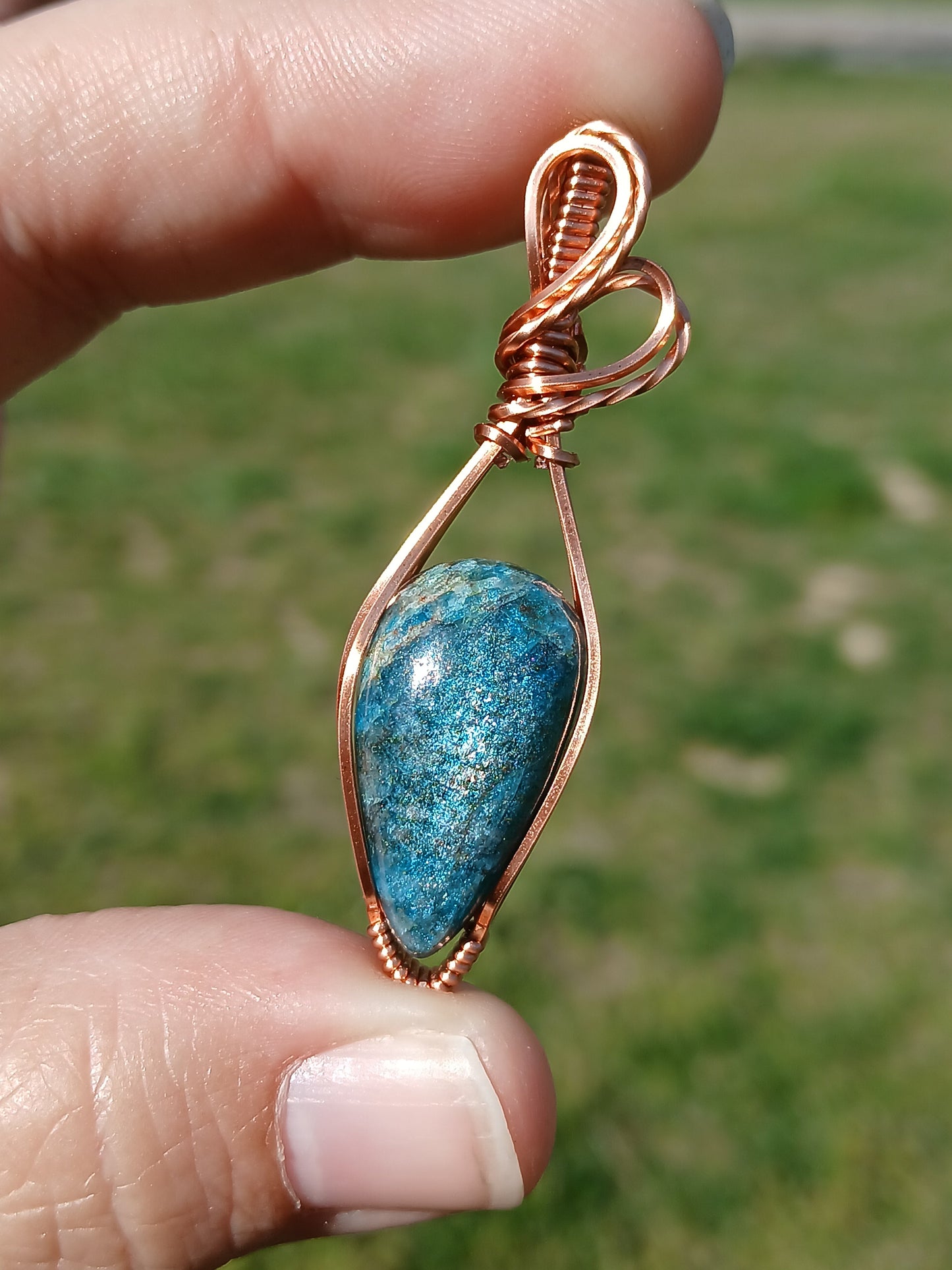 Apatite Copper Wire Pendant